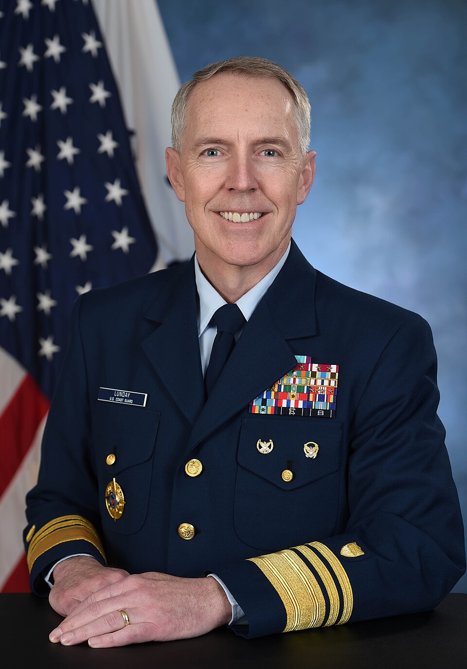Official portrait of Adm. Kevin E. Lunday